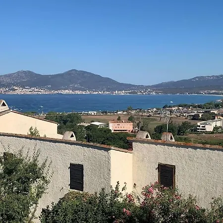 Duplex Avec Parking Apartment